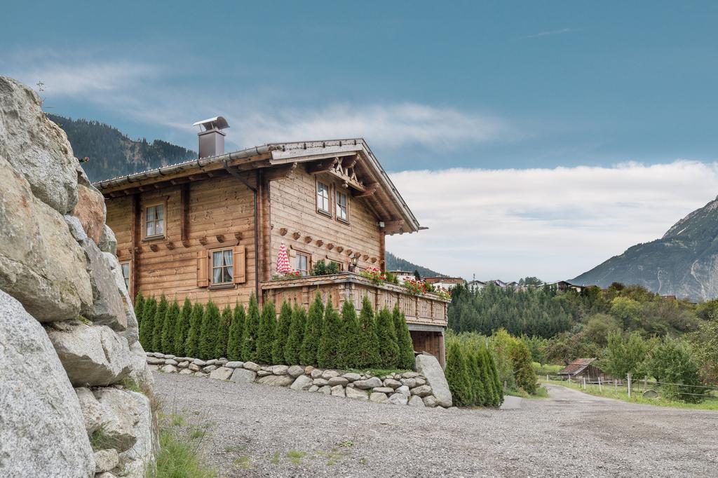 Oetztal Chalet Sautens Room photo