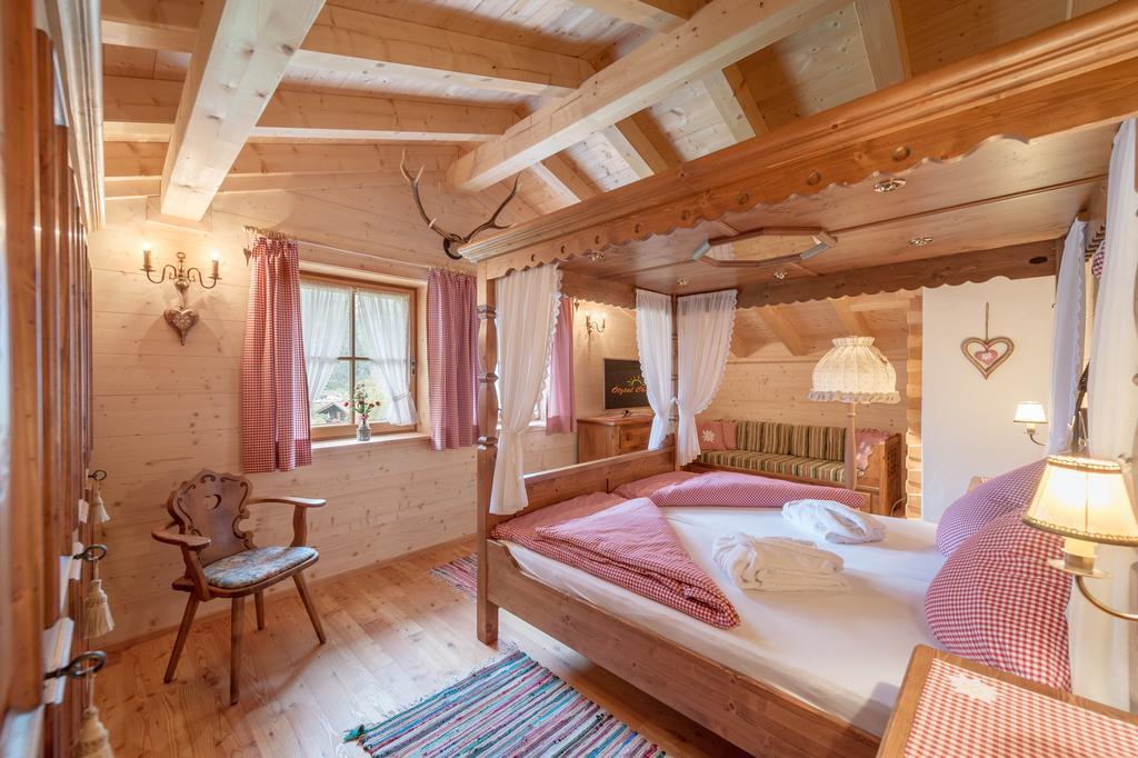 Oetztal Chalet Sautens Room photo